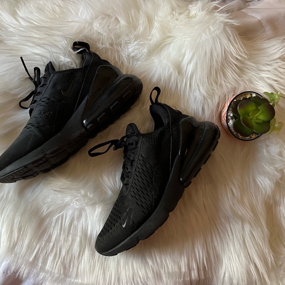 🌻 Nike 270 air max sneakers size 8! - Picture 5 of 12